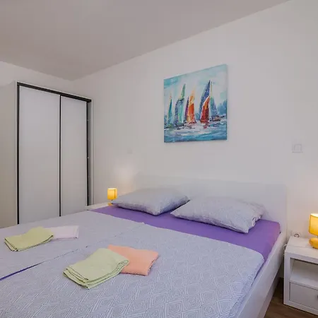 Martina 1 By Interhome