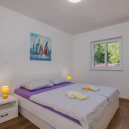 Martina 1 By Interhome 아파트