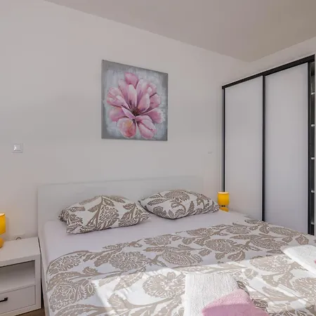 Apartamento Martina 1 By Interhome