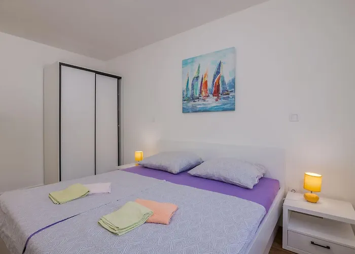 Martina 1 By Interhome